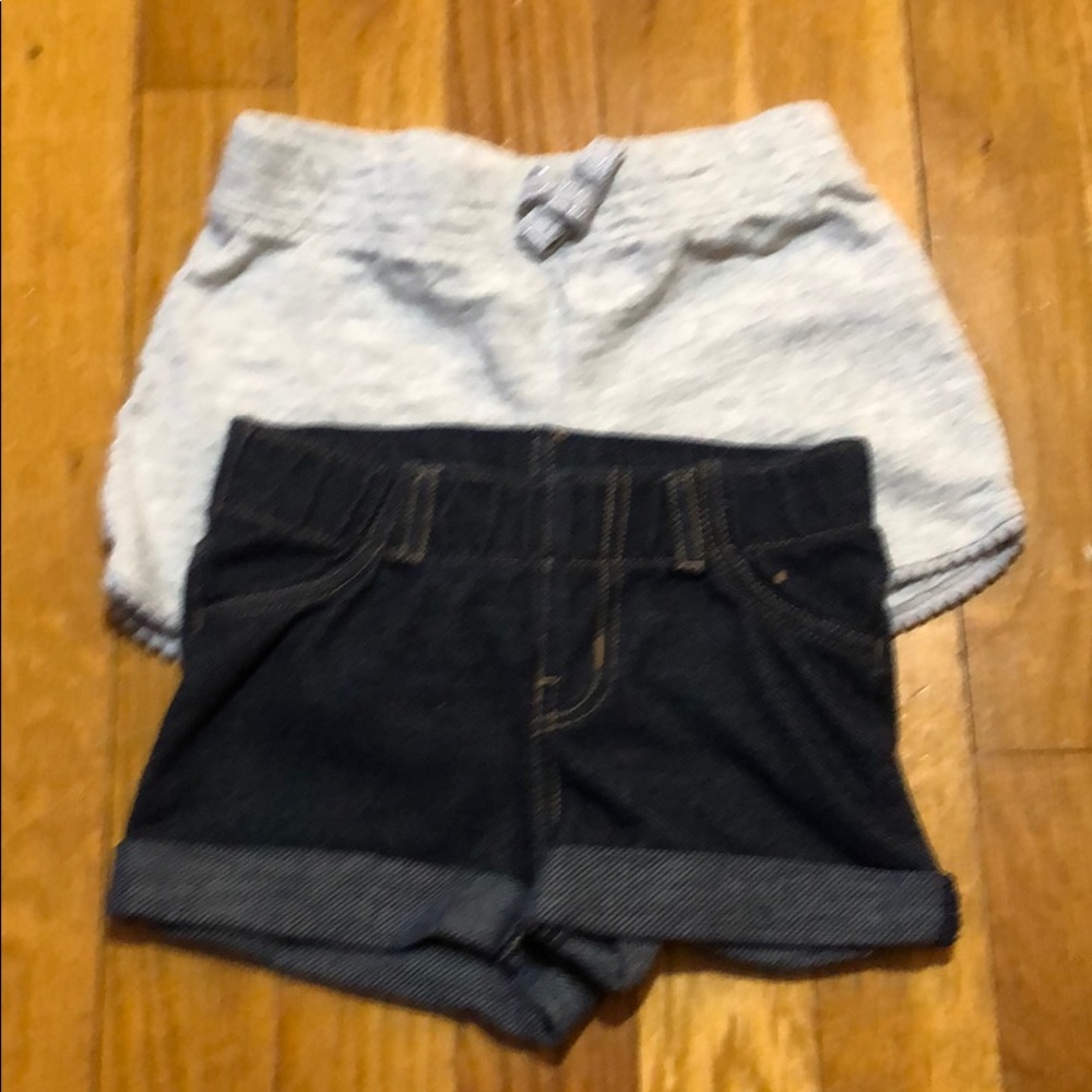 2 Pairs of toddlers shorts